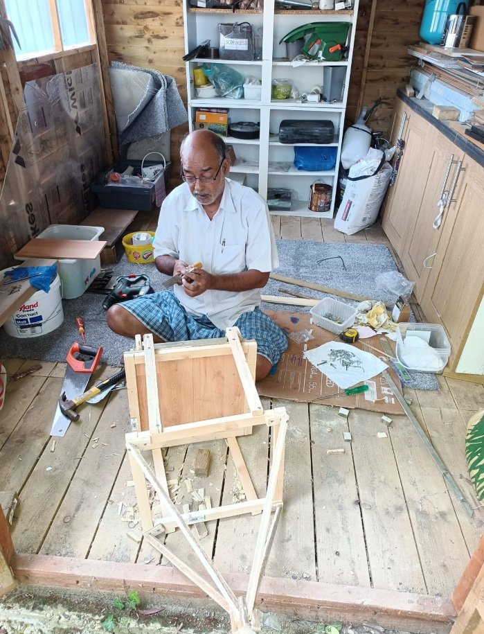 Crafting a chariot at London